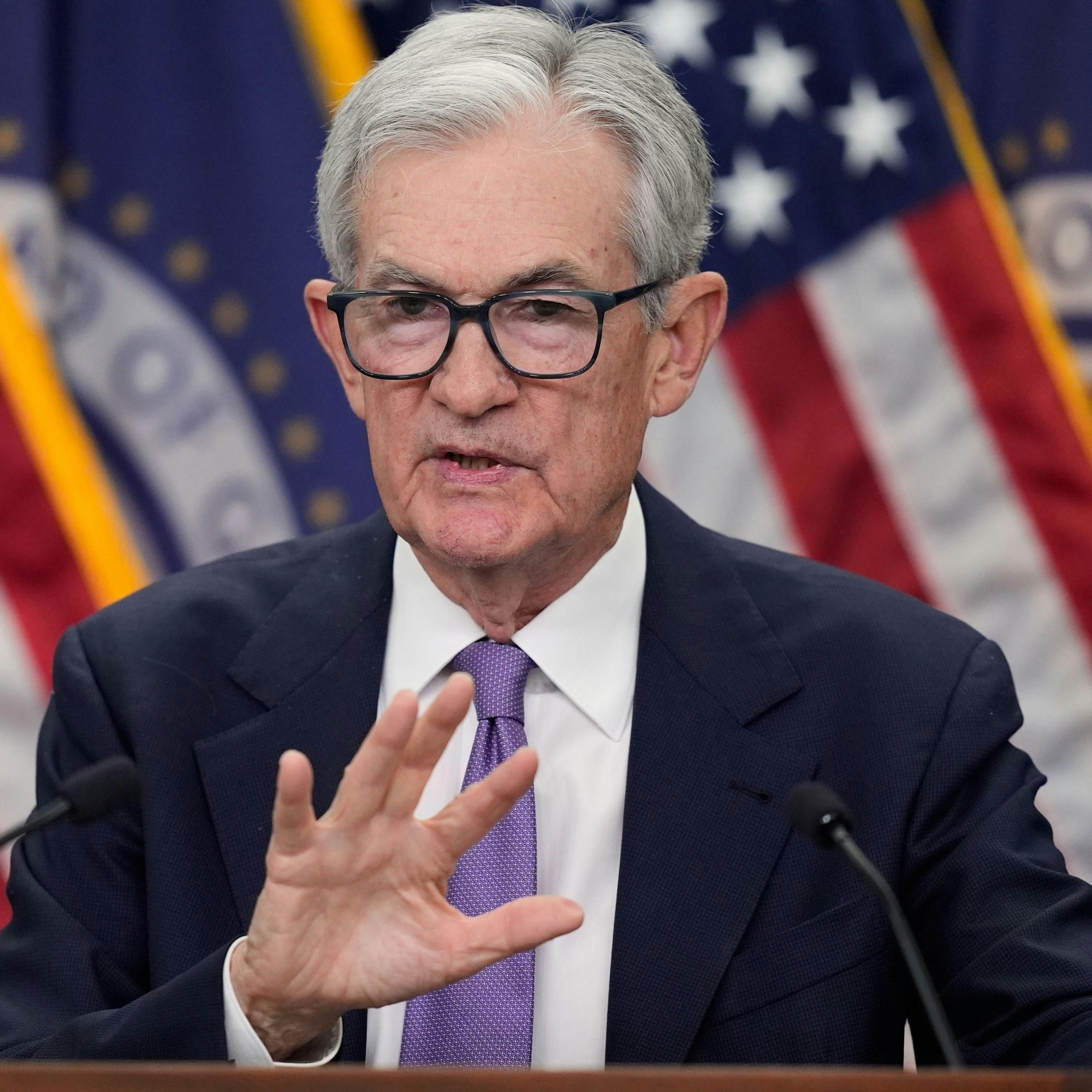 Fed Rate Cut Fuels Debate on AI and American Jobs