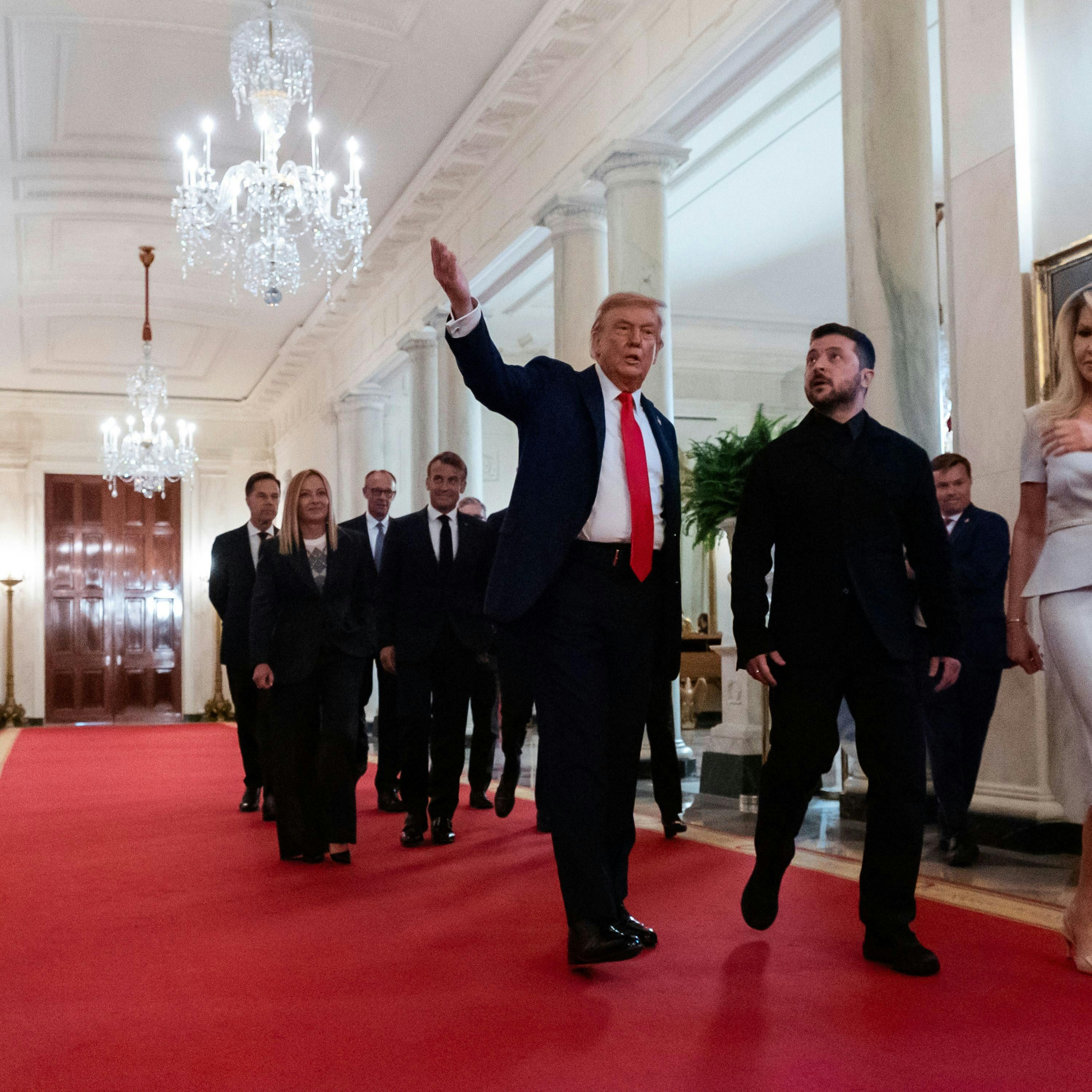 Trump Vows to End Mail-In Voting During Zelenskyy Visit