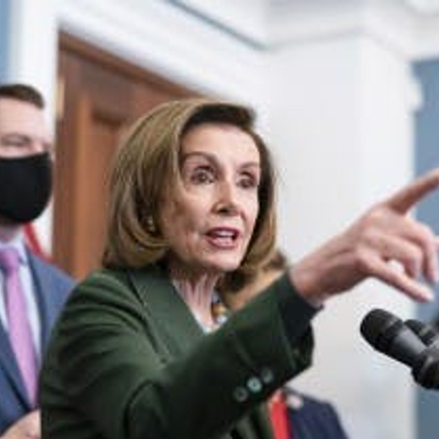 Pelosi Urges ‘Moral Courage’ in Farewell to Congress