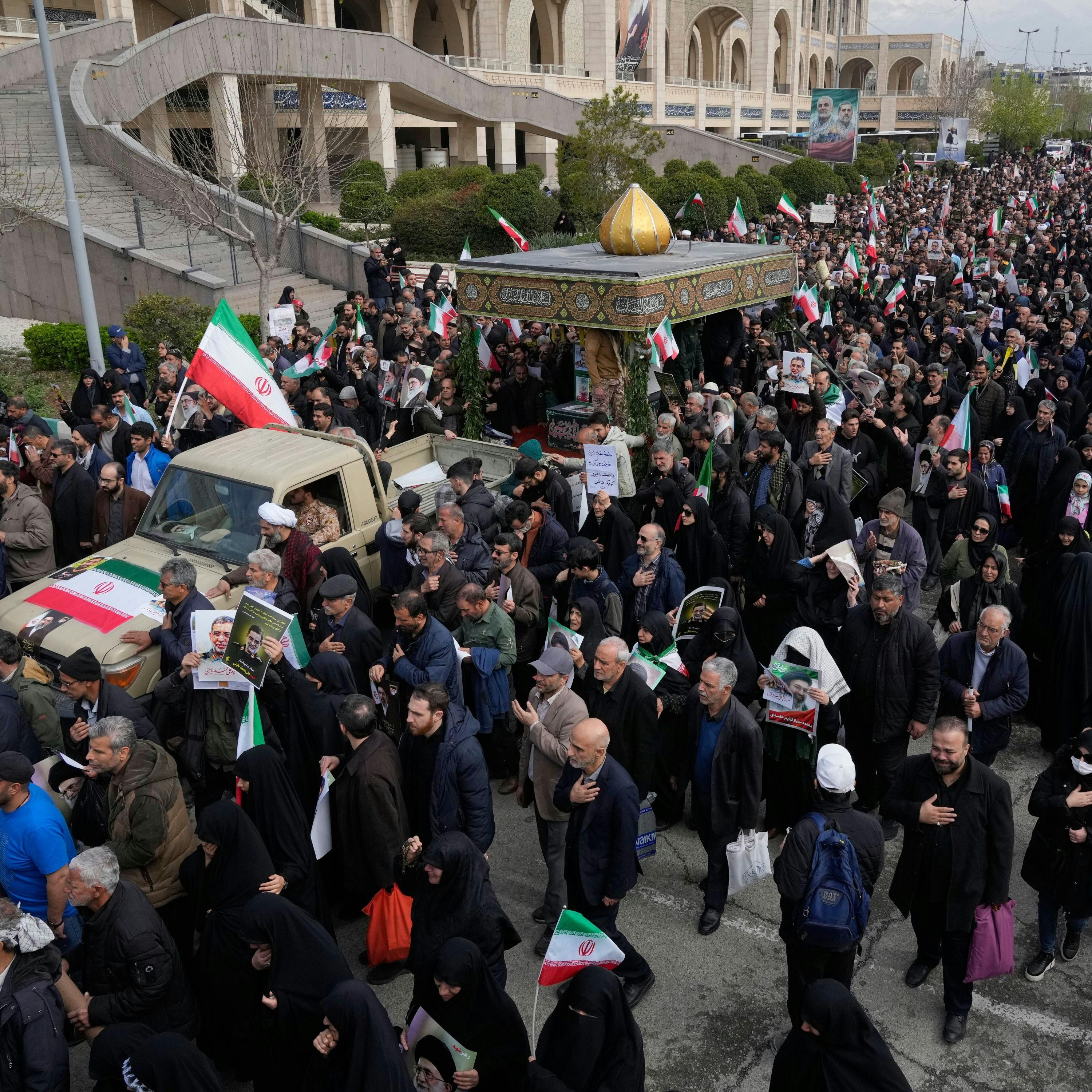 Trump Pushes 15-Point Iran Plan as Talks Denied