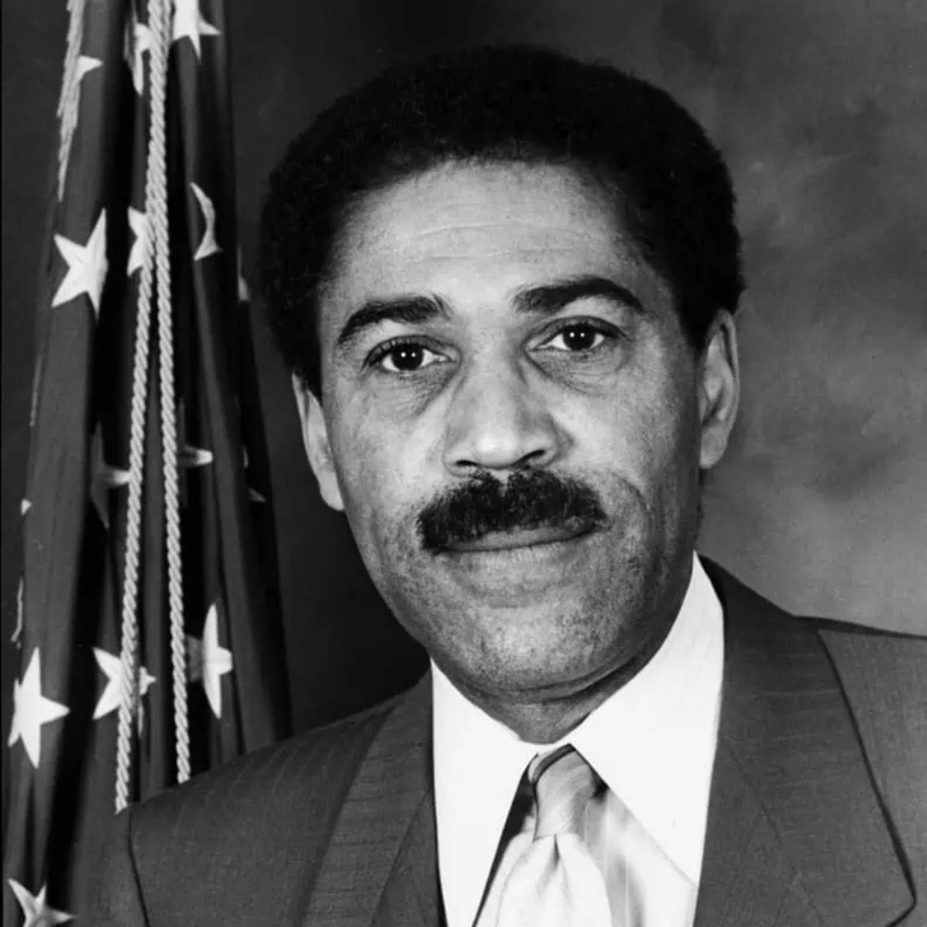 William L. Clay Sr., Civil Rights Trailblazer, Dies at 94