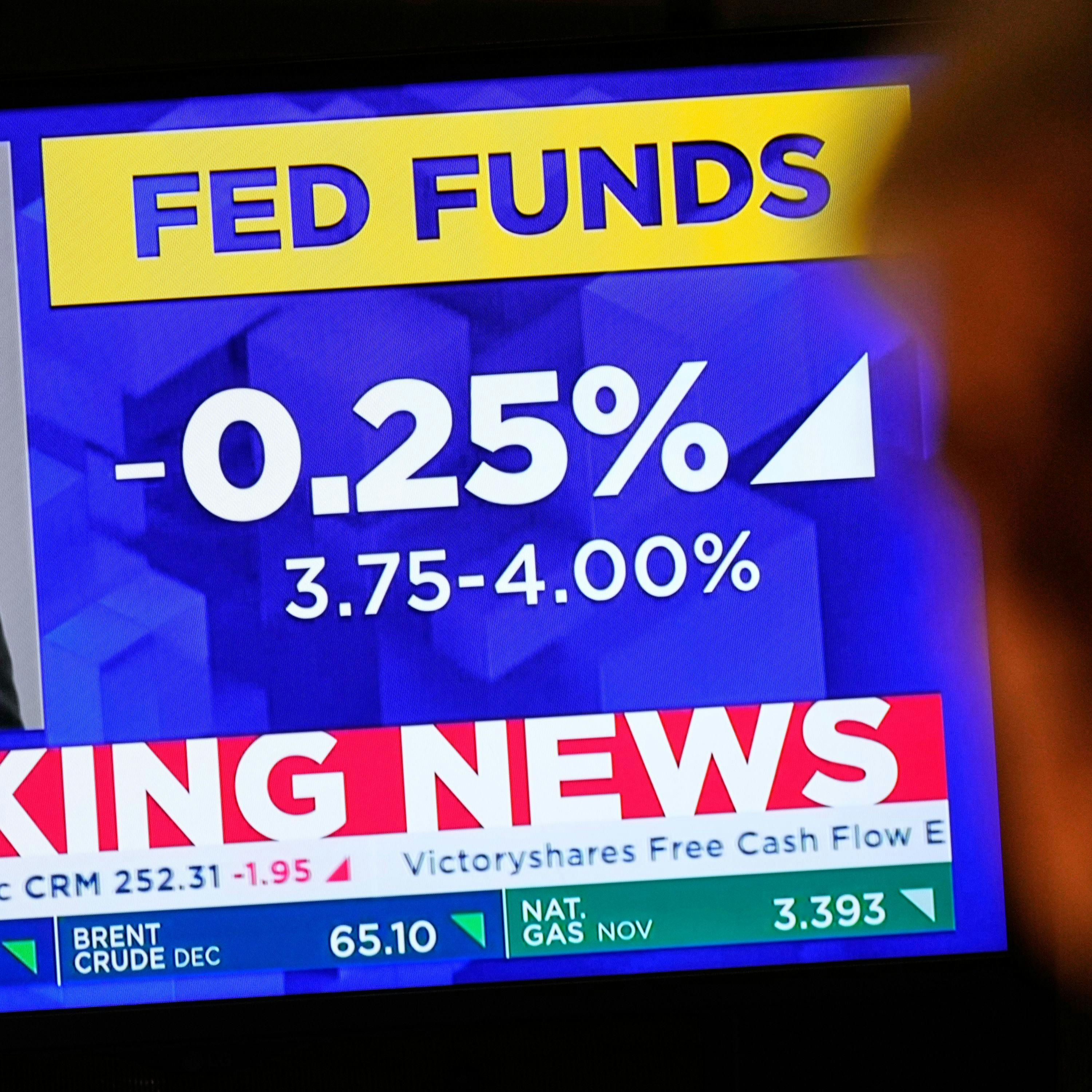 Powell Signals Pause in Fed Rate Cuts Amid Inflation Concerns