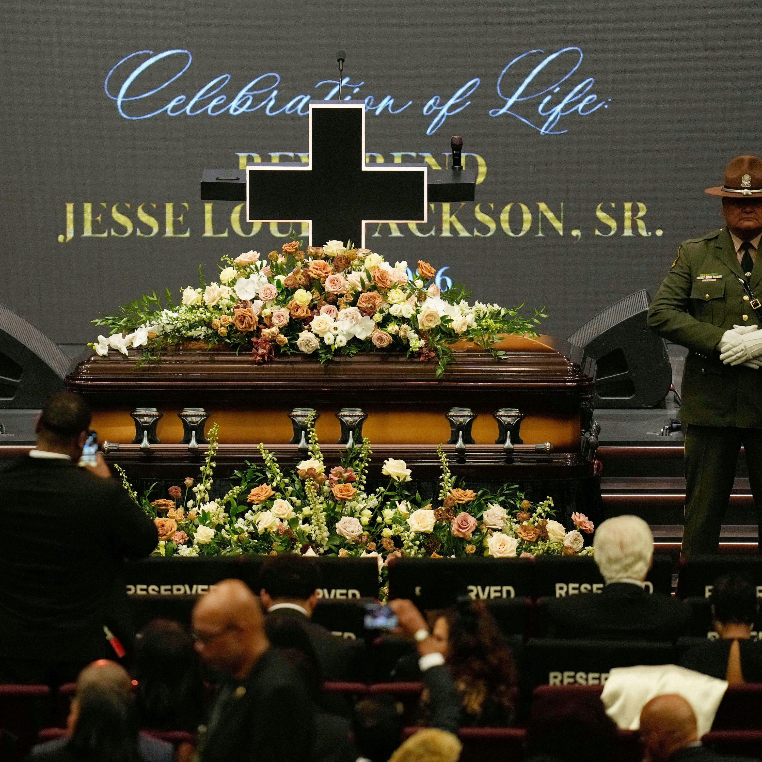 Jesse Jackson Honored at Chicago Homegoing Service