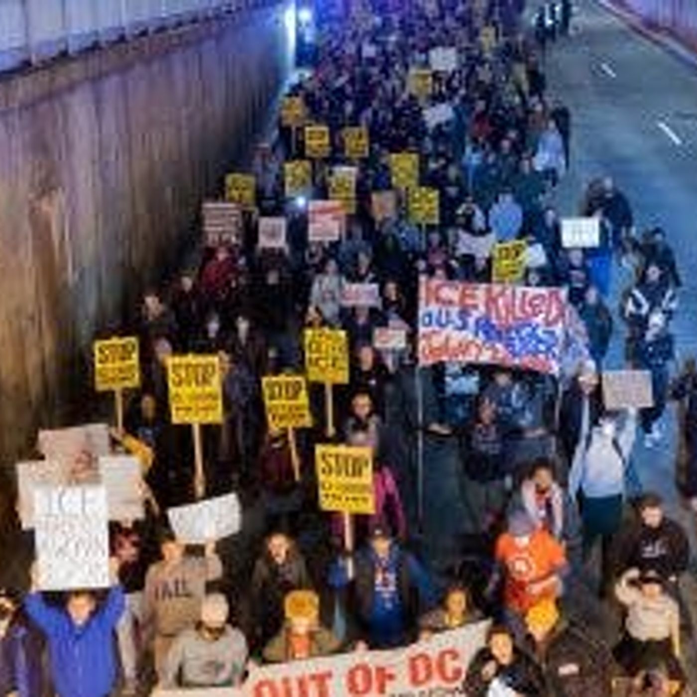 Most Americans View ICE Shooting as Unjustified, Poll Finds