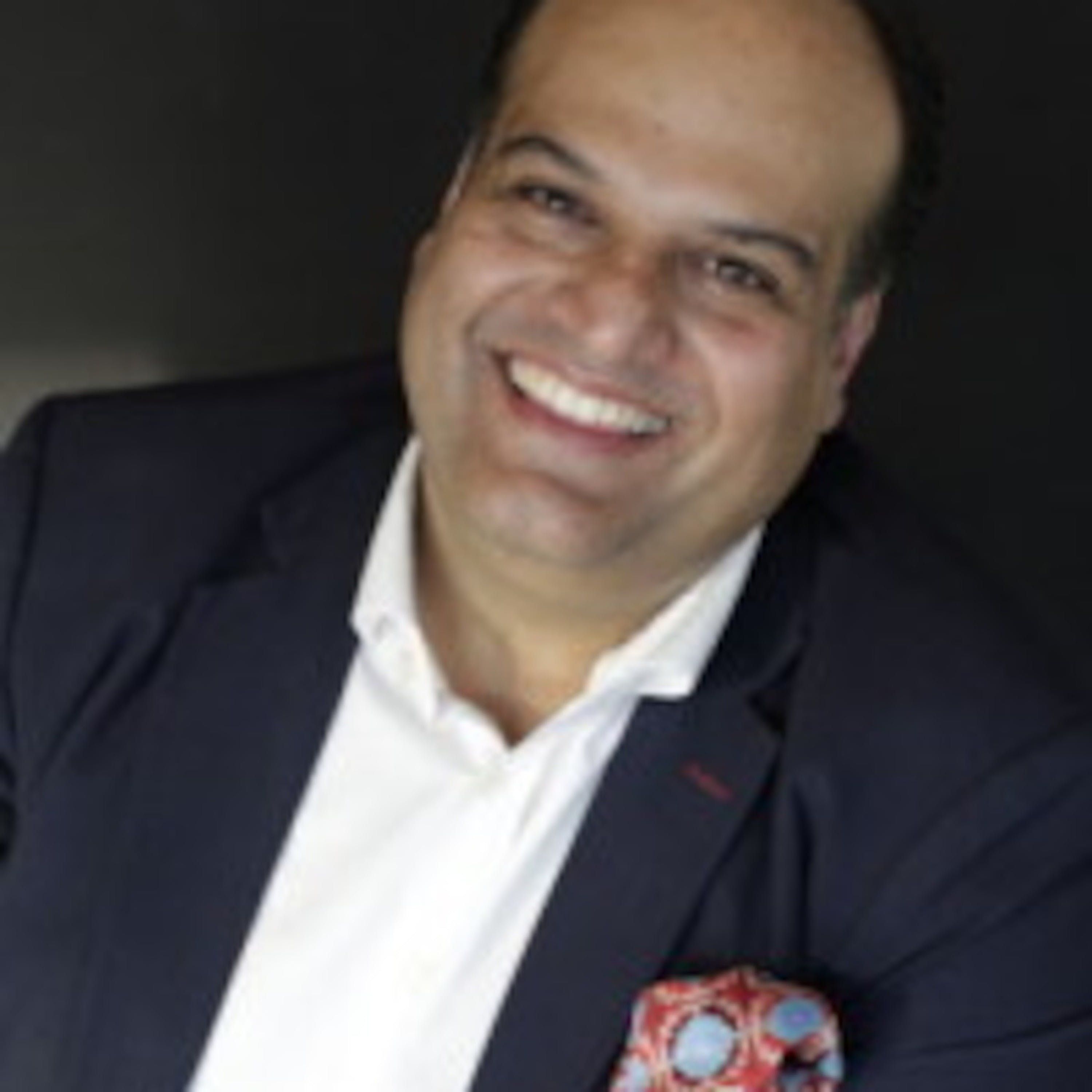 Itzik Amiel Bestselling author of "The Attention Switch"