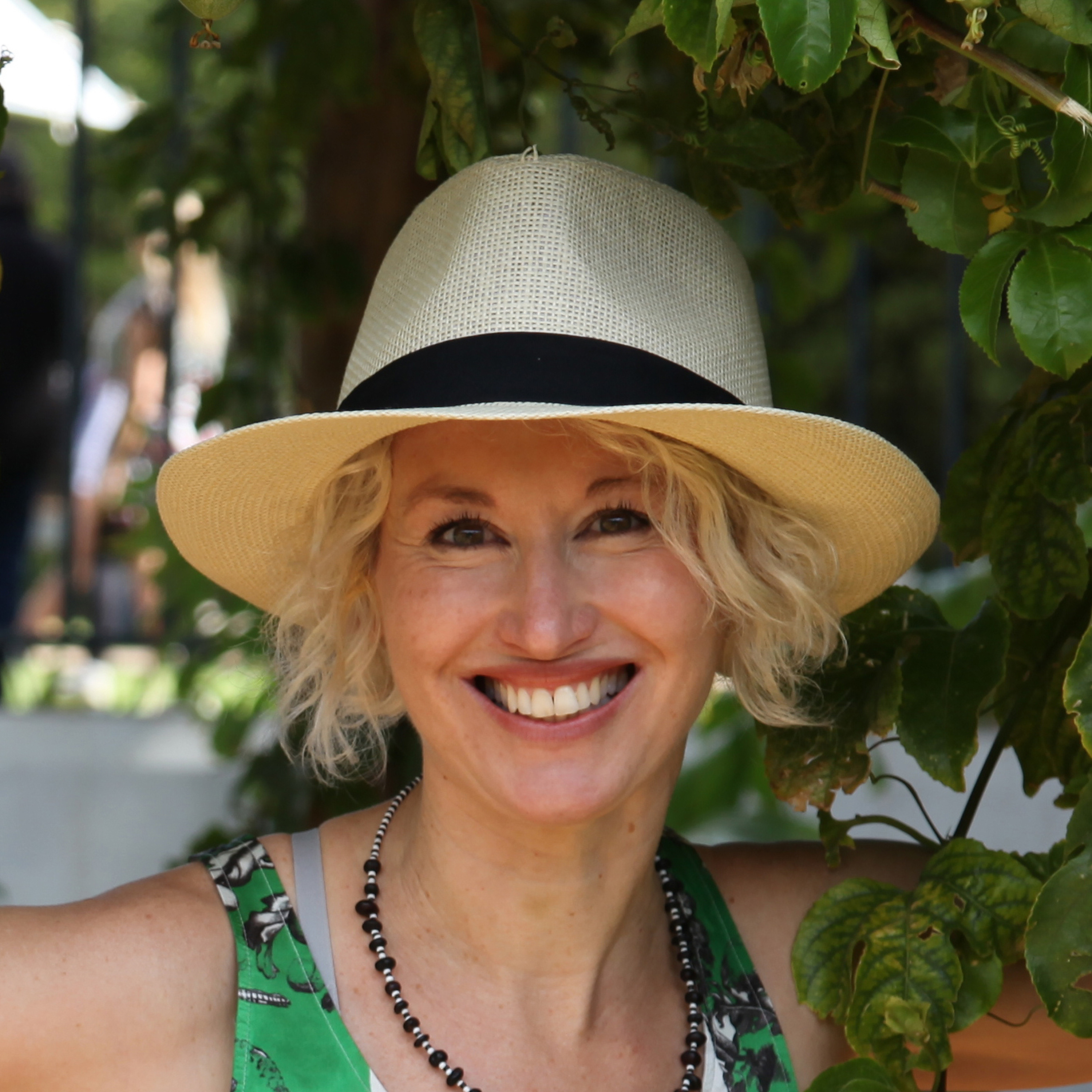 Actual Happiness and More w/Tania Van Pelt