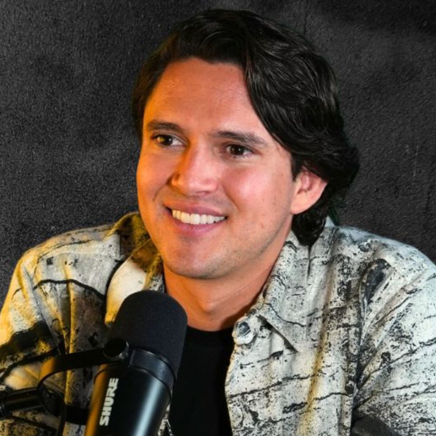Vivir en Canadá, Migración, Emprender, Estudiar Inglés y Qué Hacer en Puebla | Adolfo Lazzari - EP 18 episode artwork