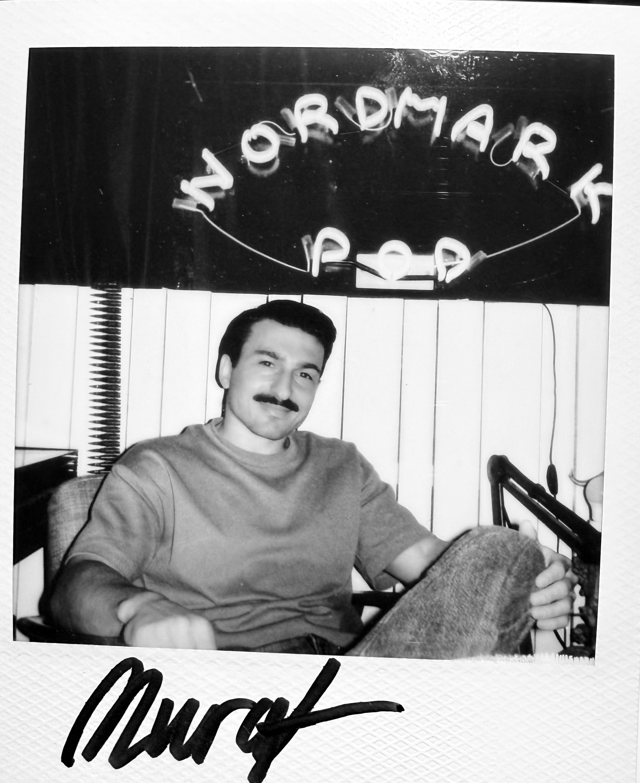 Jag skjuter åt alla håll - Murat Acar