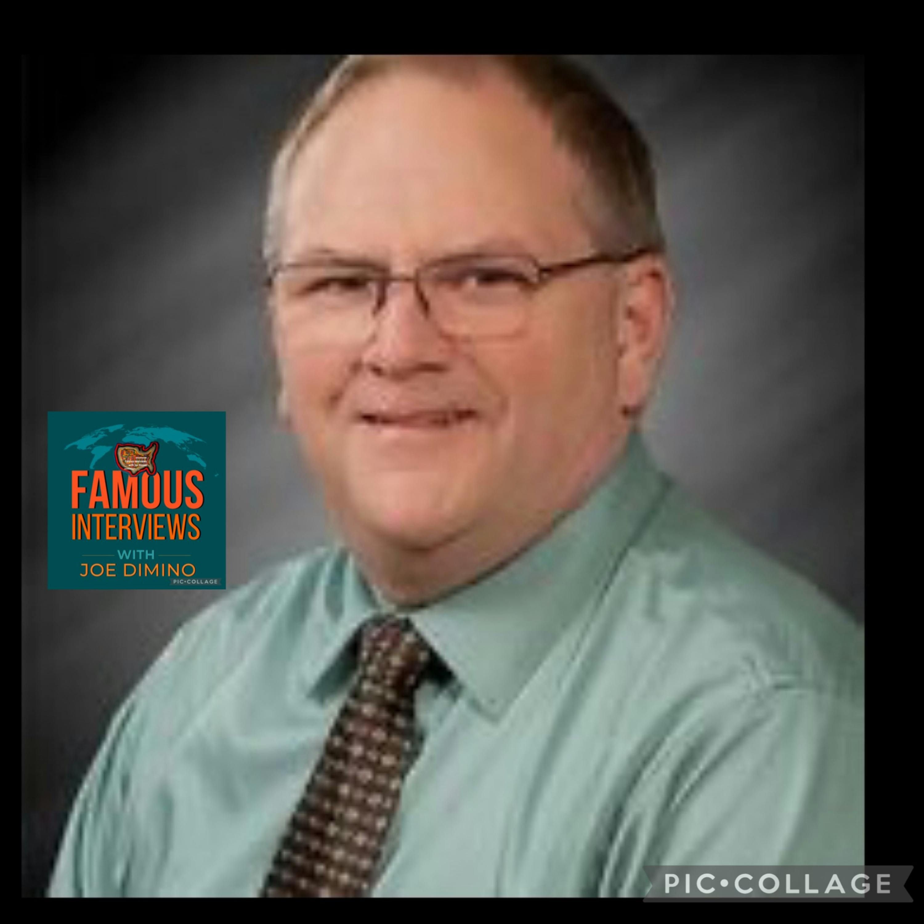 Charlie Newcomb – Author & VP of Global Accounts on 40+ Years episode artwork