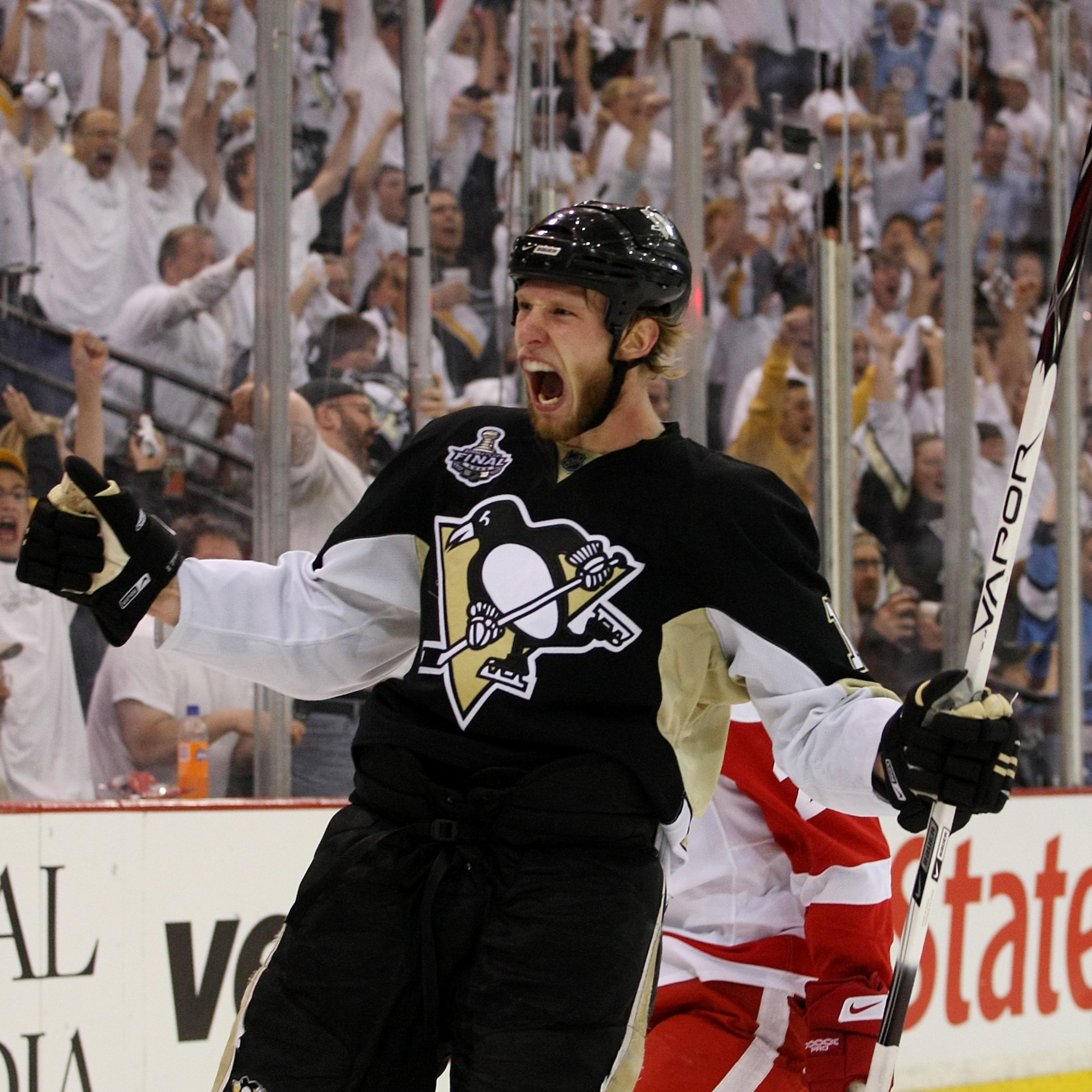 Episode 24: The Scoop 2009 Stanley Cup Rewind Part 3
