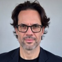 Beyond The Prompt - How to use AI in your company