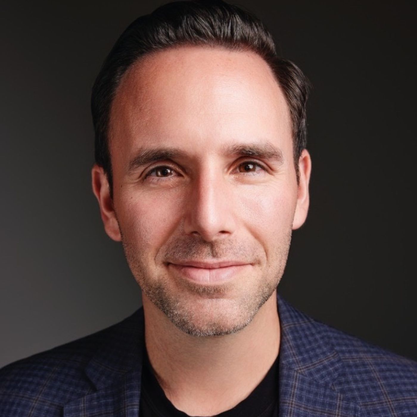 Are You Qualified to Challenge Your Team on AI? - with Geoff Woods, Author of The AI-Driven Leader Episode cover