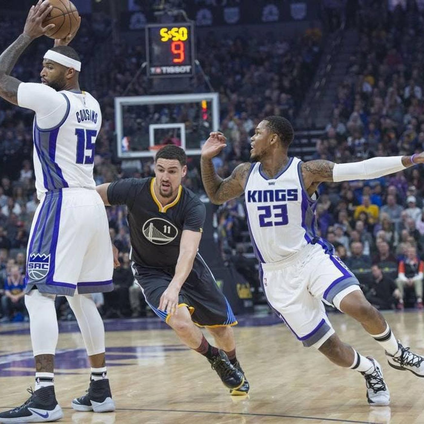 Locked on Kings Feb 6- Booker Kiss, Curry Miss, Headlines A Wild Weekend at G1C