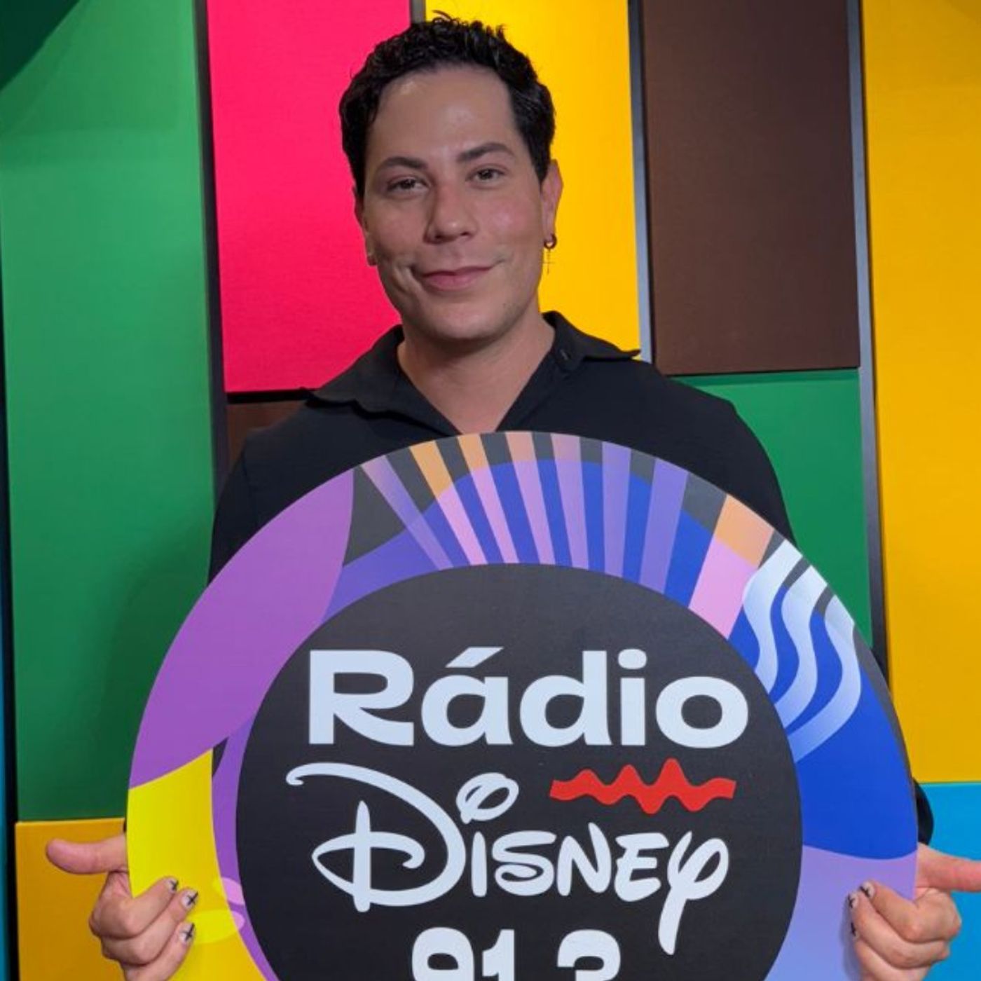 CHRISTIAN CHÁVEZ episode artwork
