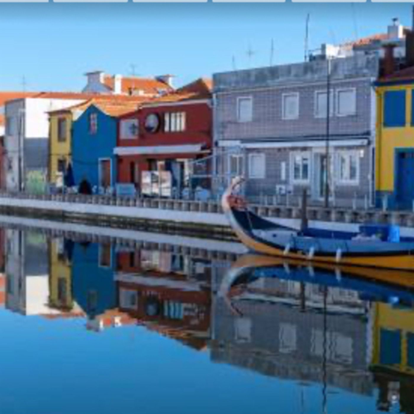 Aveiro is a city and a municipality in Portugal. In 2021, the population was 80,880
