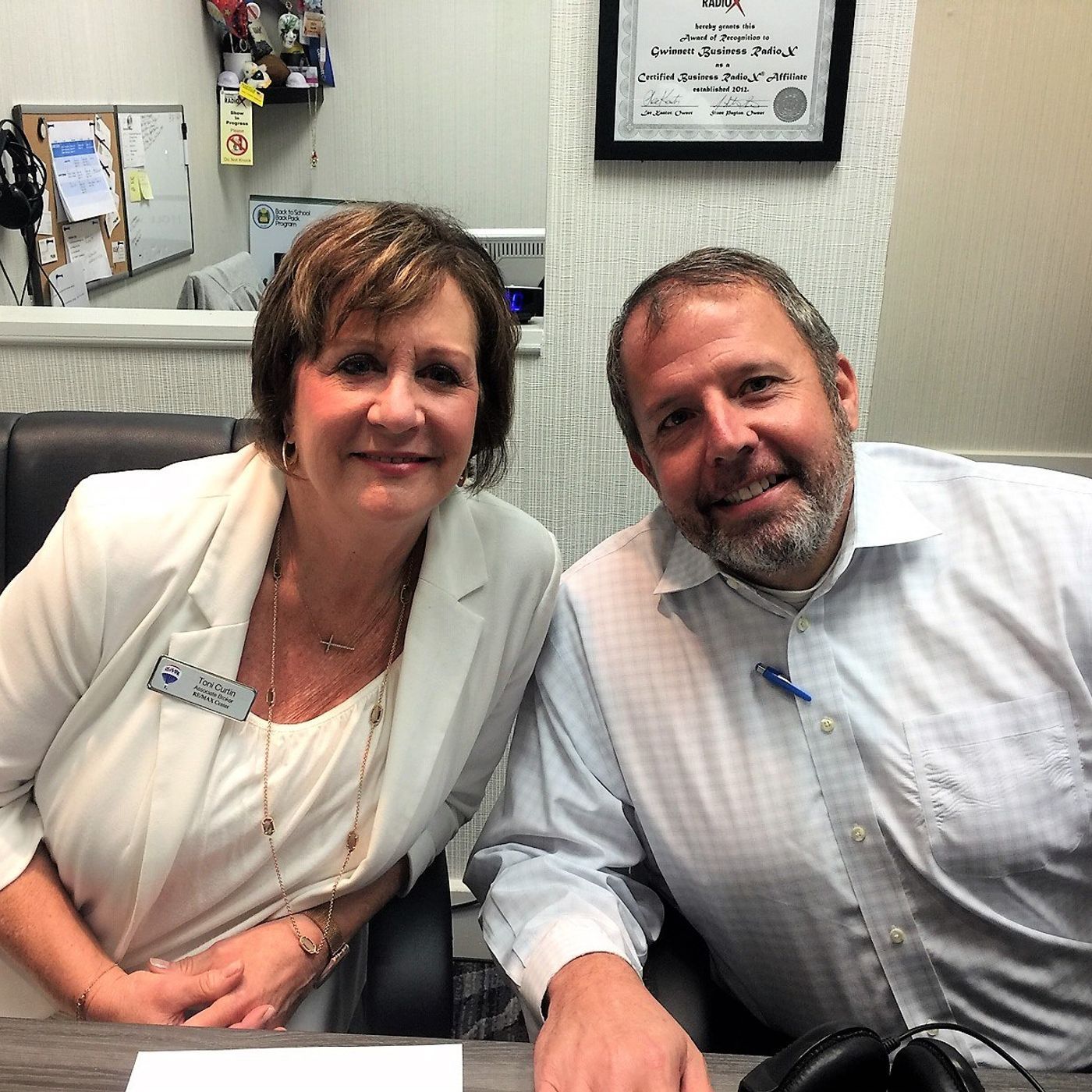 Toni Curtin with RE/MAX and Lee Blodgett with North Point Mortgage episode artwork