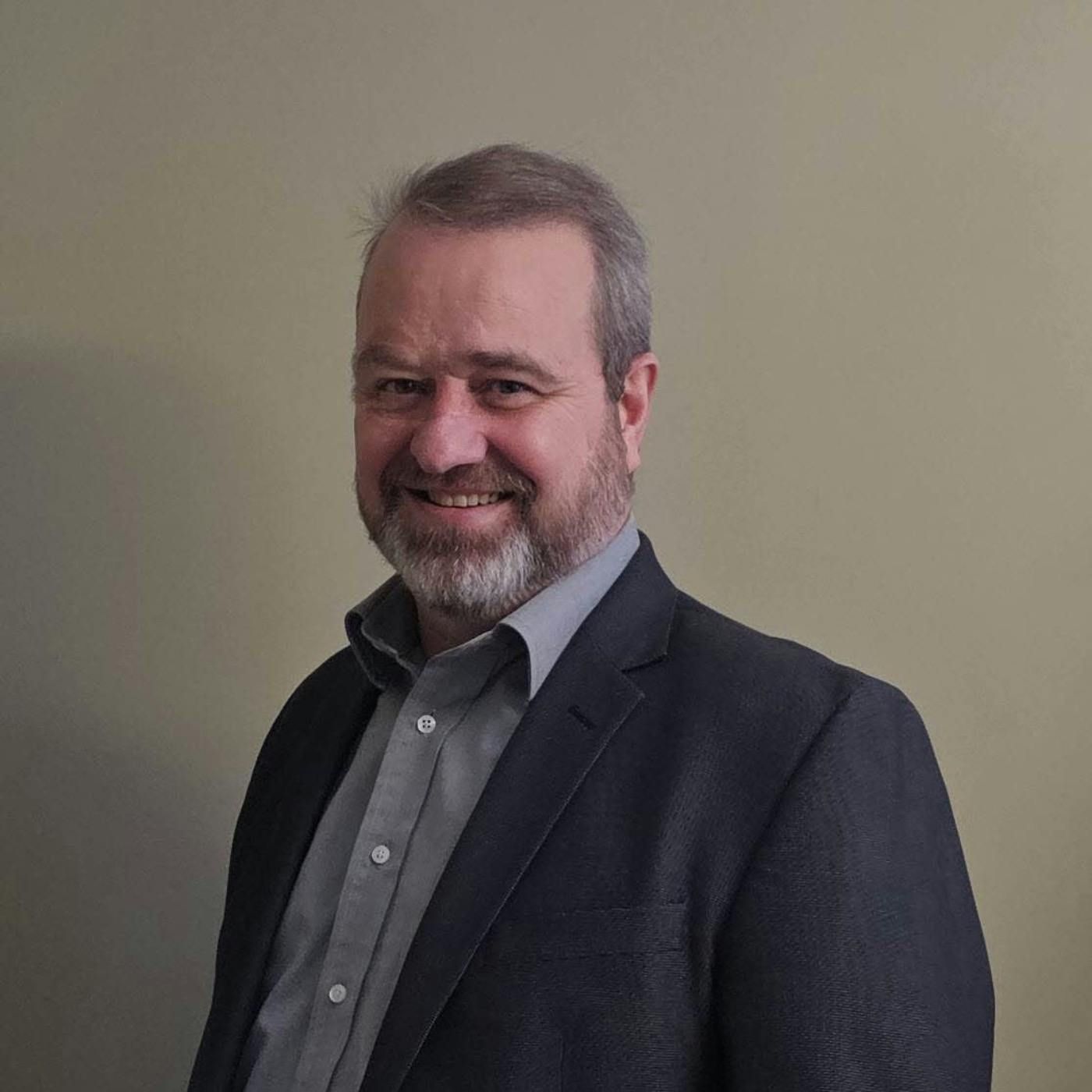 (Bonus Episode)Book 101 Review, in its fifth season, features Andrew Brummer a business Polygraph, a multiplier, and solutionist as my guest.