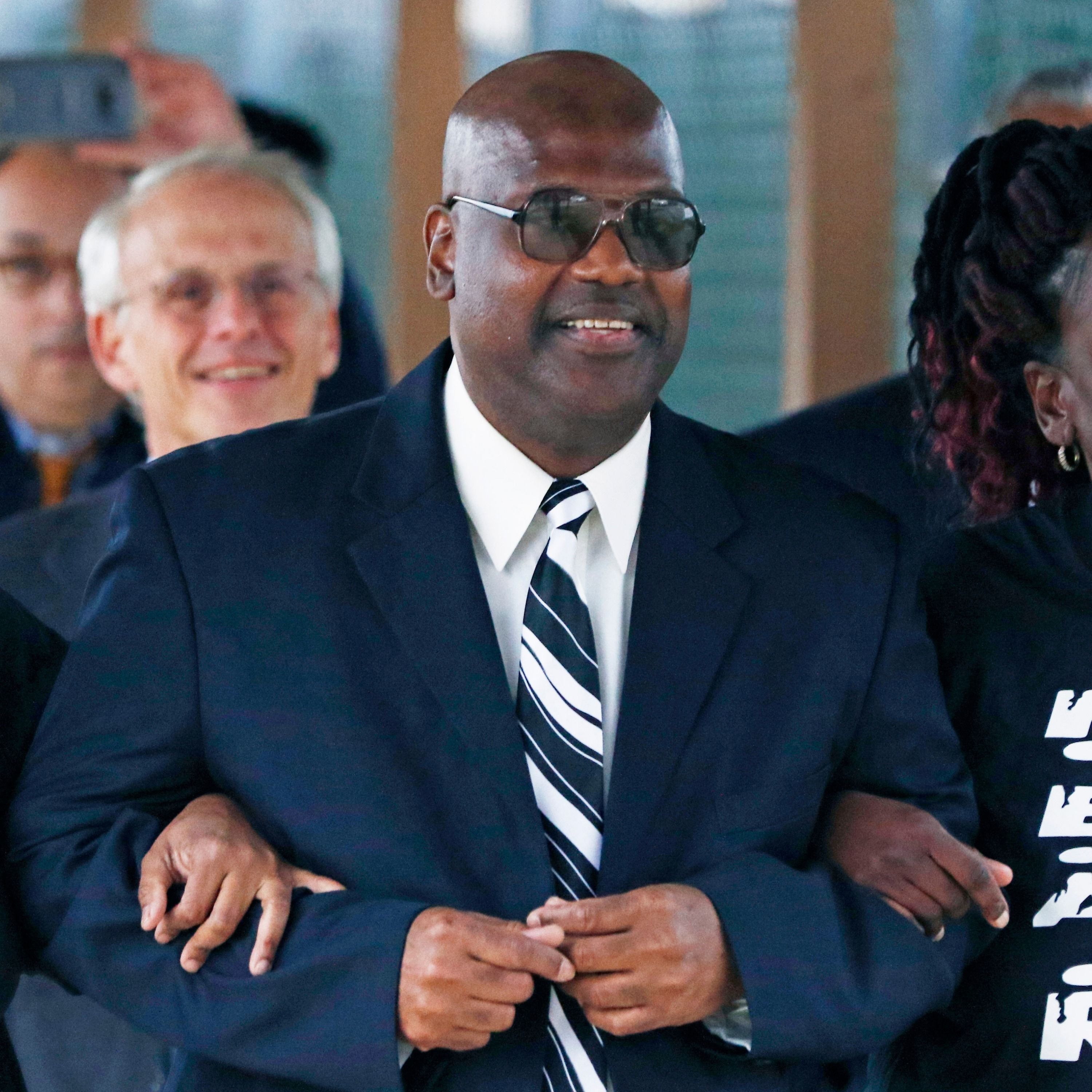Curtis Flowers, Freed After Nearly 23 Years in Prison, Dies at 56 episode artwork