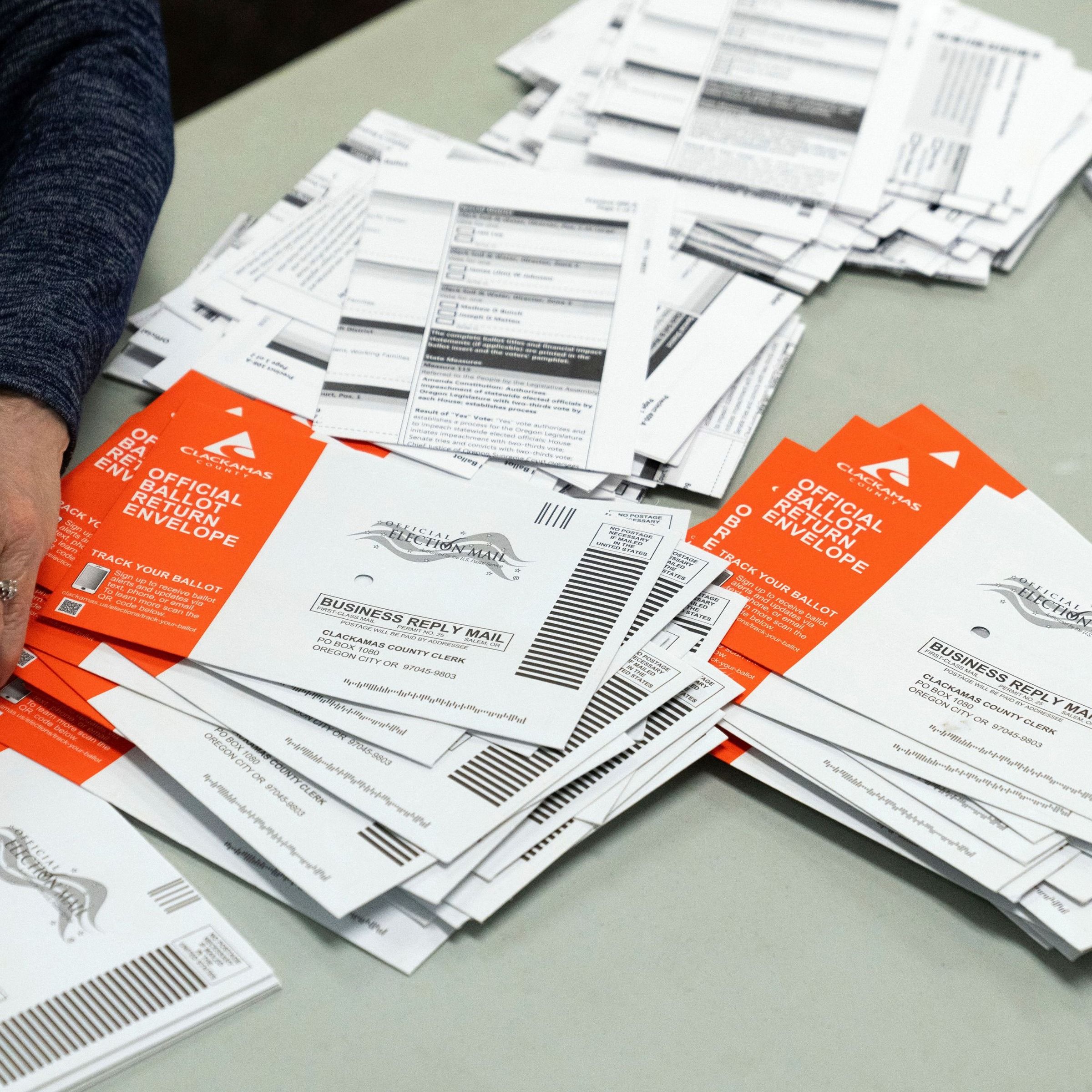 Supreme Court Blocks Trump Mail-Ballot Rules Before Midterms