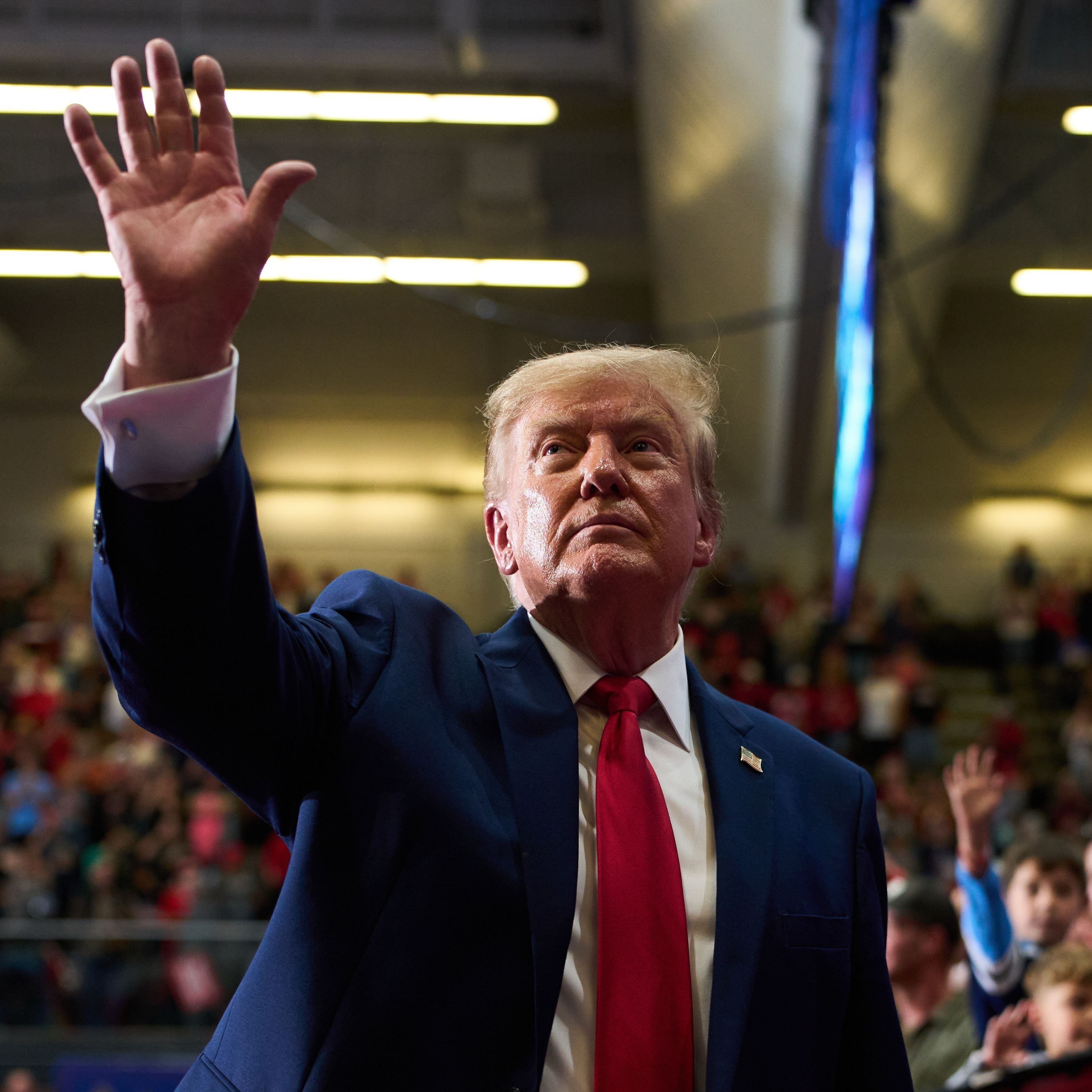Trump's Mississippi Rally: Hyde-Smith Faces Scott Colom Challenge episode artwork