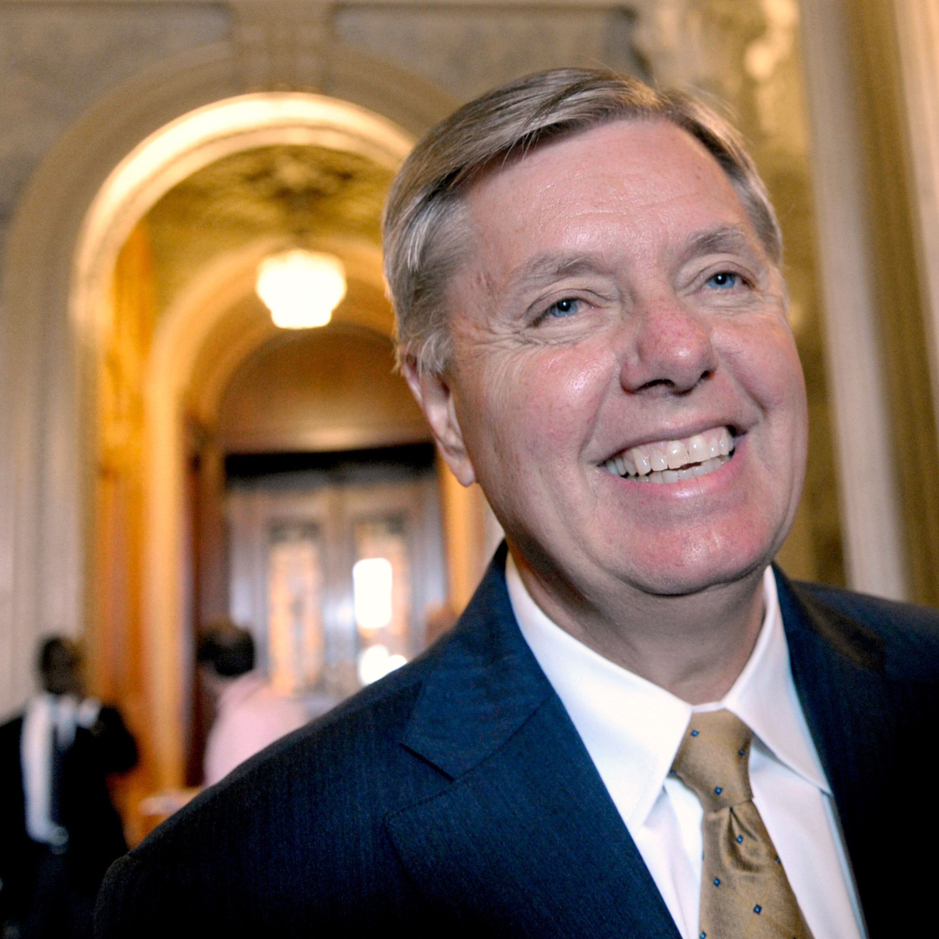 Lindsey Graham Dies at 71 After Career of Political Reversal