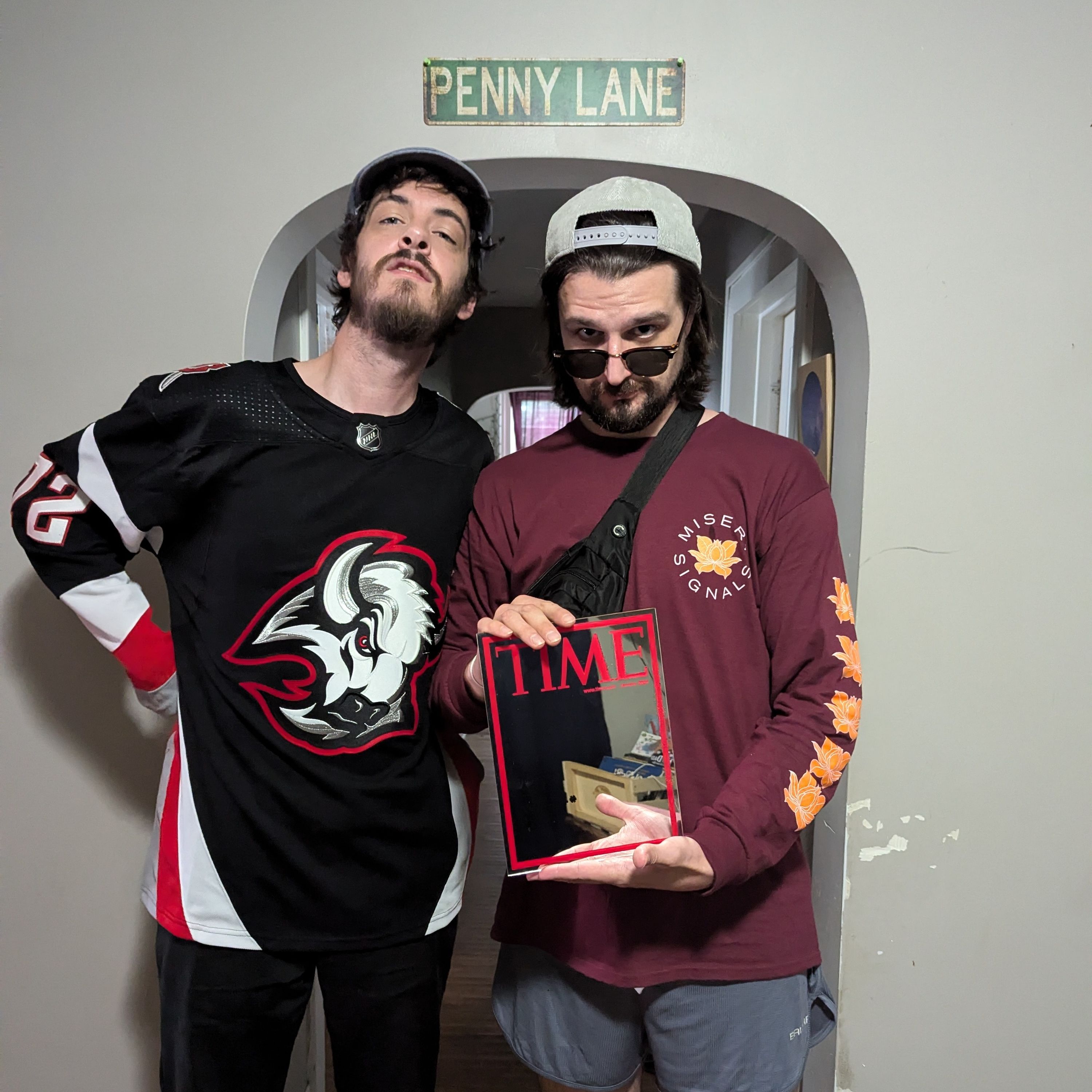 Twin Towers Pod - Ep. 32 - HOCKEY MODE - road work szn, depression wknd, bucket lists, and MUCH MORE episode artwork
